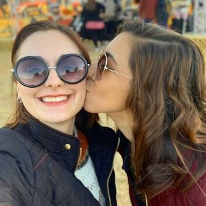 Meet your Posher, Lynea